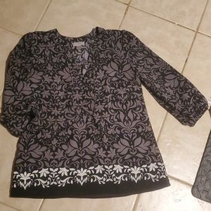 Loft brand lightweight hlaf sleeve top